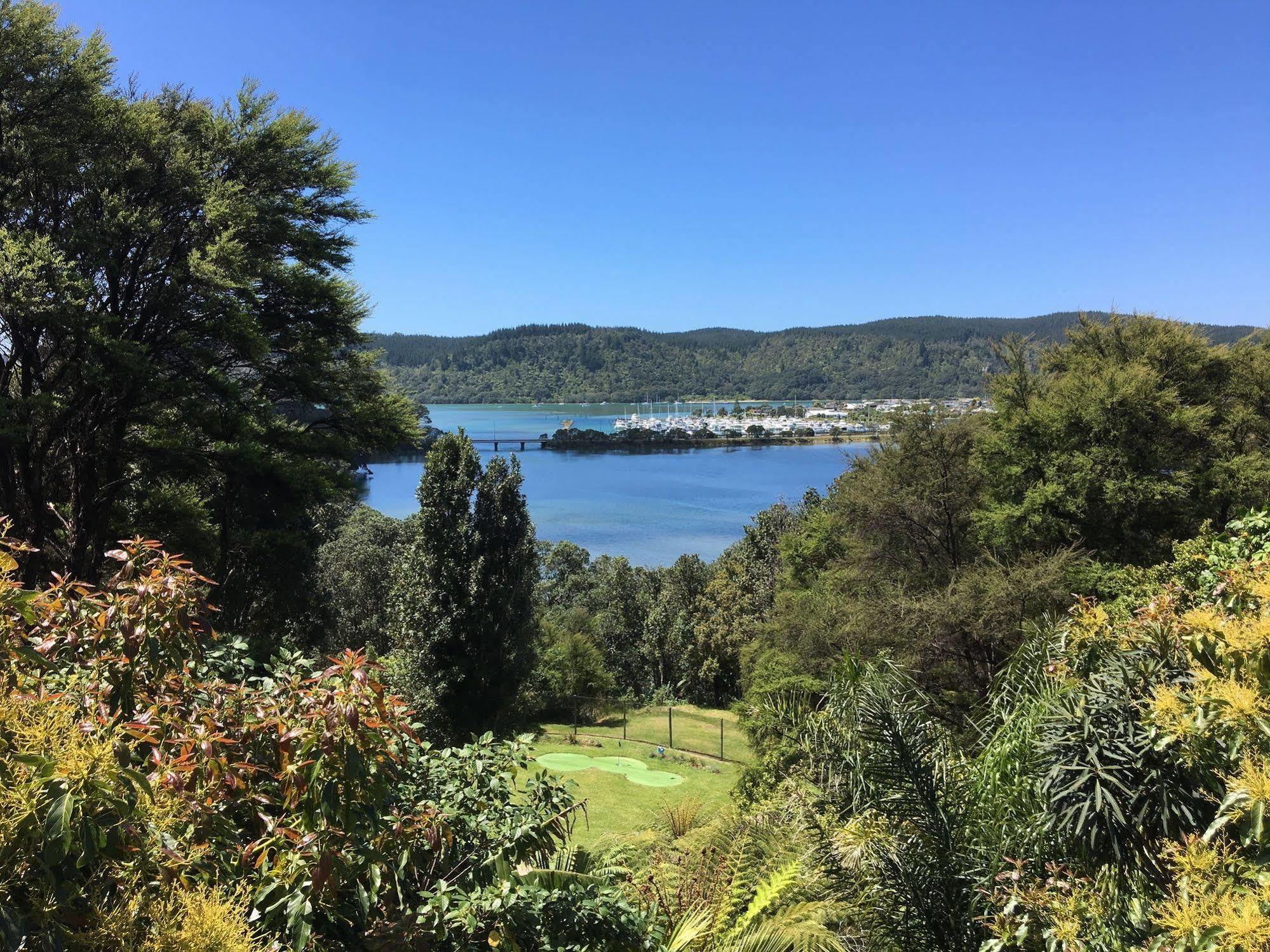 Whangamata Vistas B&B Exterior foto